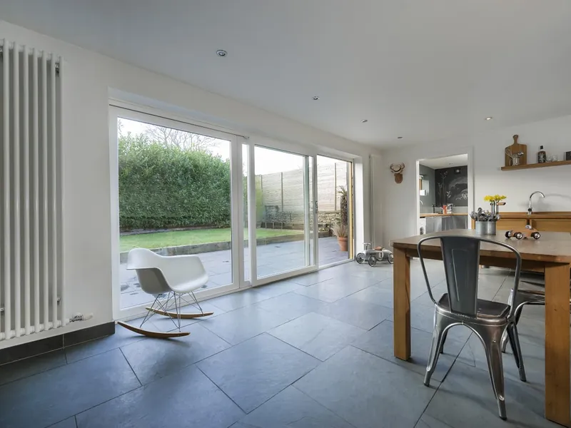 Sliding Windows Fulham